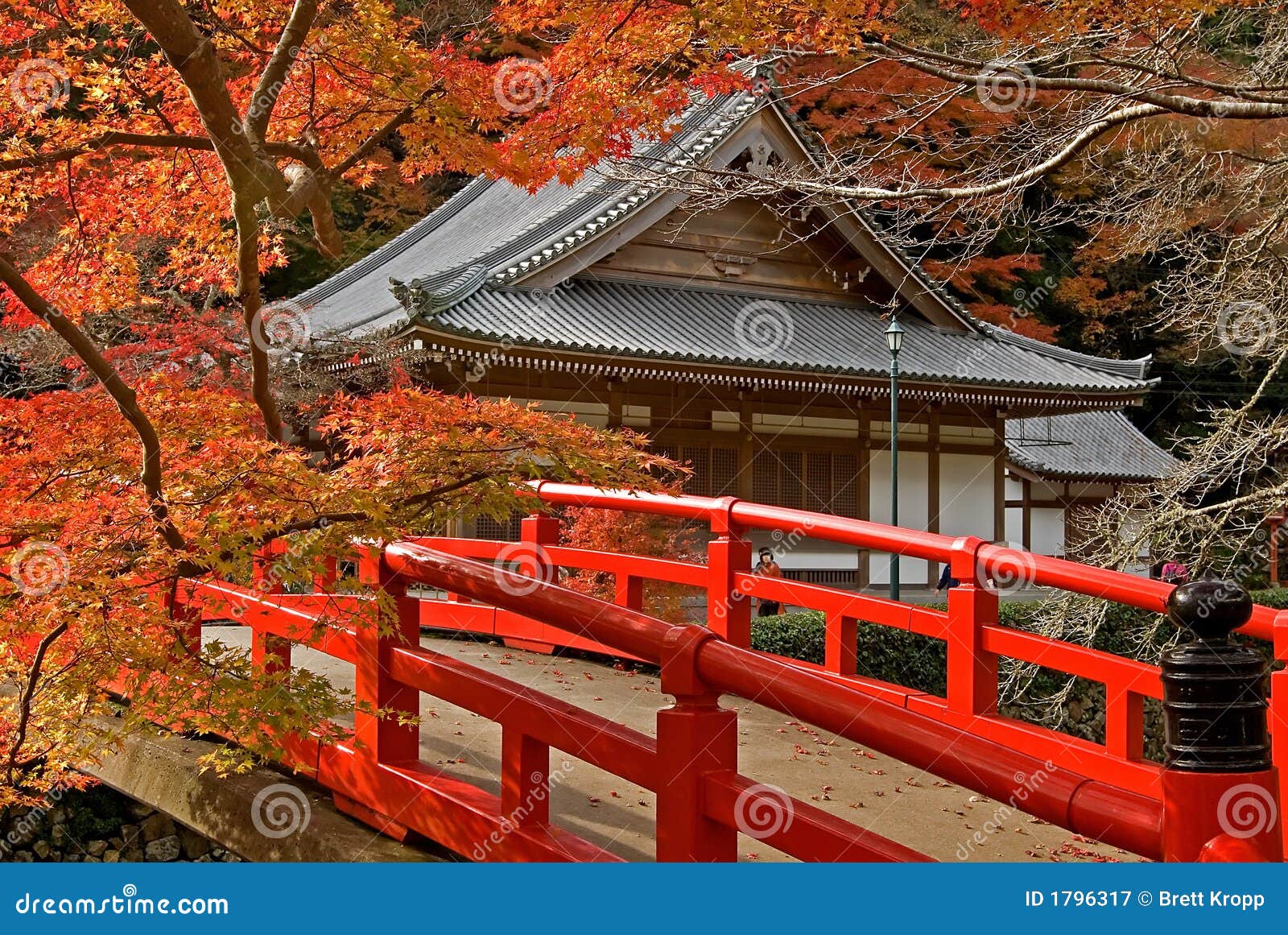 [Ambientación] La Capilla Templo-japon%C3%A9s-1796317