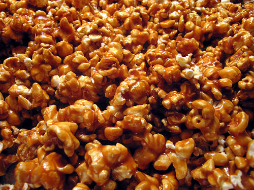 Caramel corn Top%2010%20Popcorn%20Toppings%20To%20Taste%20This%20Festive%20Season%20caramel