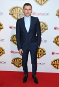 Дэйв Франко (Dave Franco) Warner Bros. Pictures Presentation during CinemaCon 2017 at The Colosseum at Caesars Palace (Las Vegas, 29.03.2017) - 107xHQ 02d3e6593469733