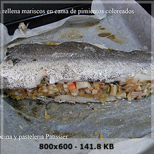 MERLUZA RELLENA DE MARISCO EN CAMA DE PIMIENTOS COLORES (Angel) 44451a58d44bc2391b54310250b53a87o