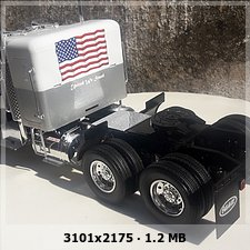 MT: PETERBILT 359 CONVENTIONAL TRACTOR - REVELL 1:25 4cf32ff79662b23c0034286eb075fa70o