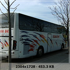 Reina Bus A0a2da31eb5d73d3b96a00368057917fo