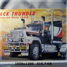 MT: Mack Superliner - ITALERI 1:24 E859820d92952627e20c68bde4be2f0ao