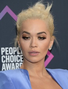 Rita Ora     - Sayfa 2 B214d11029944324