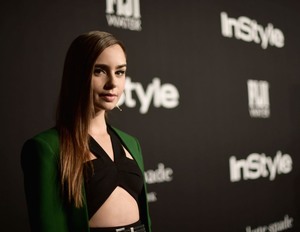 Lily Collins 17c5621008434064