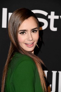 Lily Collins 9933ac1008433934