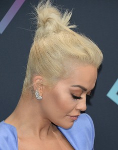 Rita Ora     - Sayfa 2 39c8e81029944284