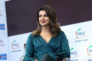 Priyanka Chopra 0c7b8b942530904