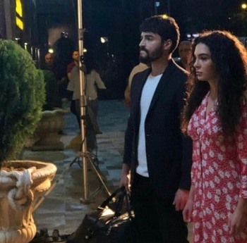 Hercai - set - poze - Pagina 3 Be8adf1230975854