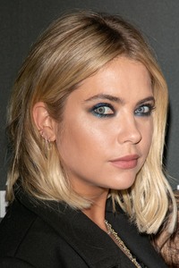 Ashley Benson E46ebf990294624