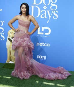 Vanessa Hudgens 15af9e939011364