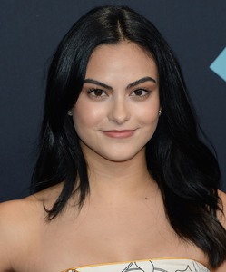 Camila Mendes D94bed1029930284