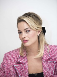 Margot Robbie - Sayfa 2 A623121036918094