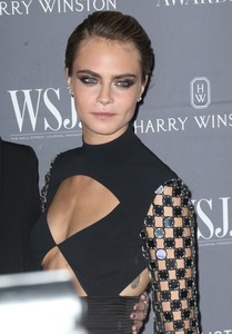 Cara Delevingne 4581e71026000944