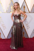 Дженнифер Лоуренс (Jennifer Lawrence) 90th Annual Academy Awards at Hollywood & Highland Center in Hollywood, 04.03.2018 - 85xHQ A56a67880707454