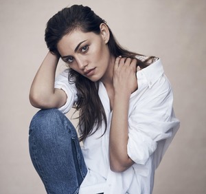 Phoebe Tonkin 581028958813094