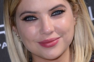 Ashley Benson Ff95c0990327744