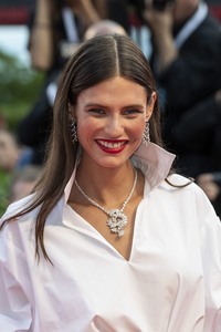 Bianca Balti 2aab5c964032684