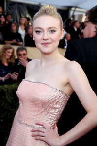 Dakota Fanning E9c1da902026964