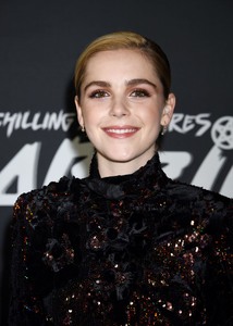 Kiernan Shipka 466b6d1007533514