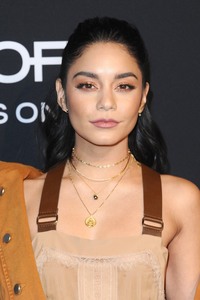 Vanessa Hudgens Db84d91003271494