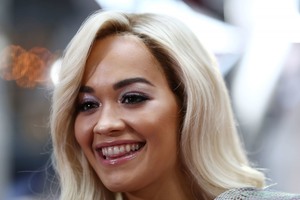 Rita Ora     - Sayfa 3 8b1a381047340604