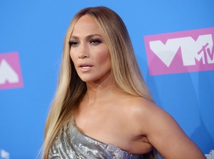 Jennifer Lopez 26c678952175924