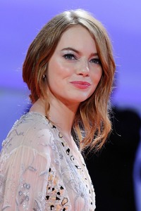 Emma Stone 5671d8962710484