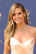 Heidi Klum - Sayfa 2 526de6981987834