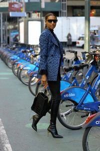 Jasmine Tookes - Sayfa 2 43db5a1015670384