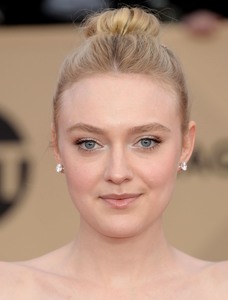 Dakota Fanning 245b4c902026874