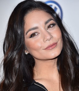 Vanessa Hudgens 60e17e1050250264