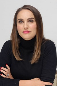 Natalie Portman 7dfeb71032538034