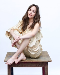 Dakota Johnson 96ce681049387604