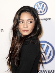 Vanessa Hudgens A219501050250194