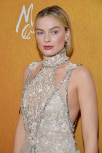 Margot Robbie - Sayfa 2 631f281053480024