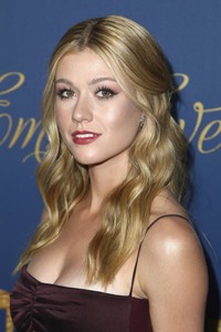 Katherine McNamara D36416976926624