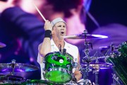 Red Hot Chili Peppers - Perfoms on stage at T in The Park Festival in Strathallan Castle, Scotland, 10.07.2016 (34xHQ) C73706640848943