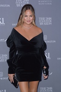 Chrissy Teigen D626a01025993224