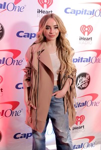 Sabrina Carpenter - Sayfa 2 9028d61053899064