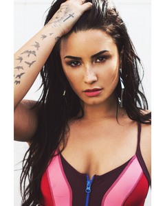 Demi Lovato 388a58945119684