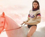 Кендалл Дженнер (Kendal Jenner) Mario Testino Photoshoot for Vogue April 2016 (9xНQ) D0cecc677549393