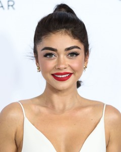 Sarah Hyland 04dcb4995330374