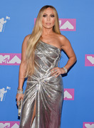 Дженнифер Лопез (Jennifer Lopez) MTV Video Music Awards, 20.08.2018 (95xHQ) D13b32955995374