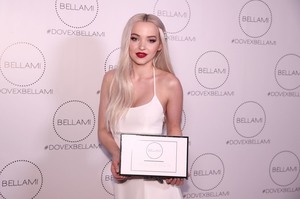 Dove Cameron 7bd4c5902036264