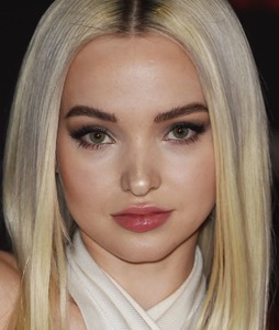 Dove Cameron 1c29dc902037134