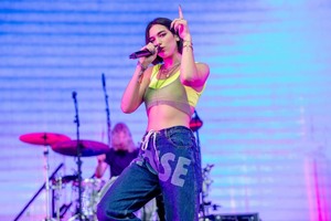 Dua Lipa        3dfb82939002594