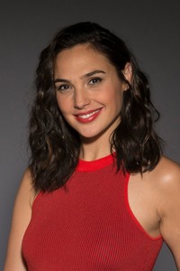 Gal Gadot  D4d9b9902360234