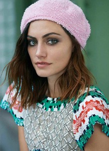 Phoebe Tonkin 3403a61005621664