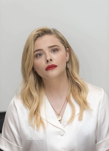 Chloe Grace Moretz D6637a928422824